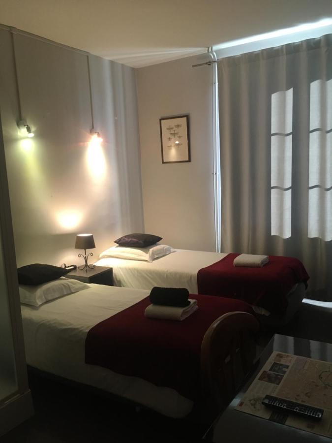 Au Chabichou Hotel Ниор Екстериор снимка